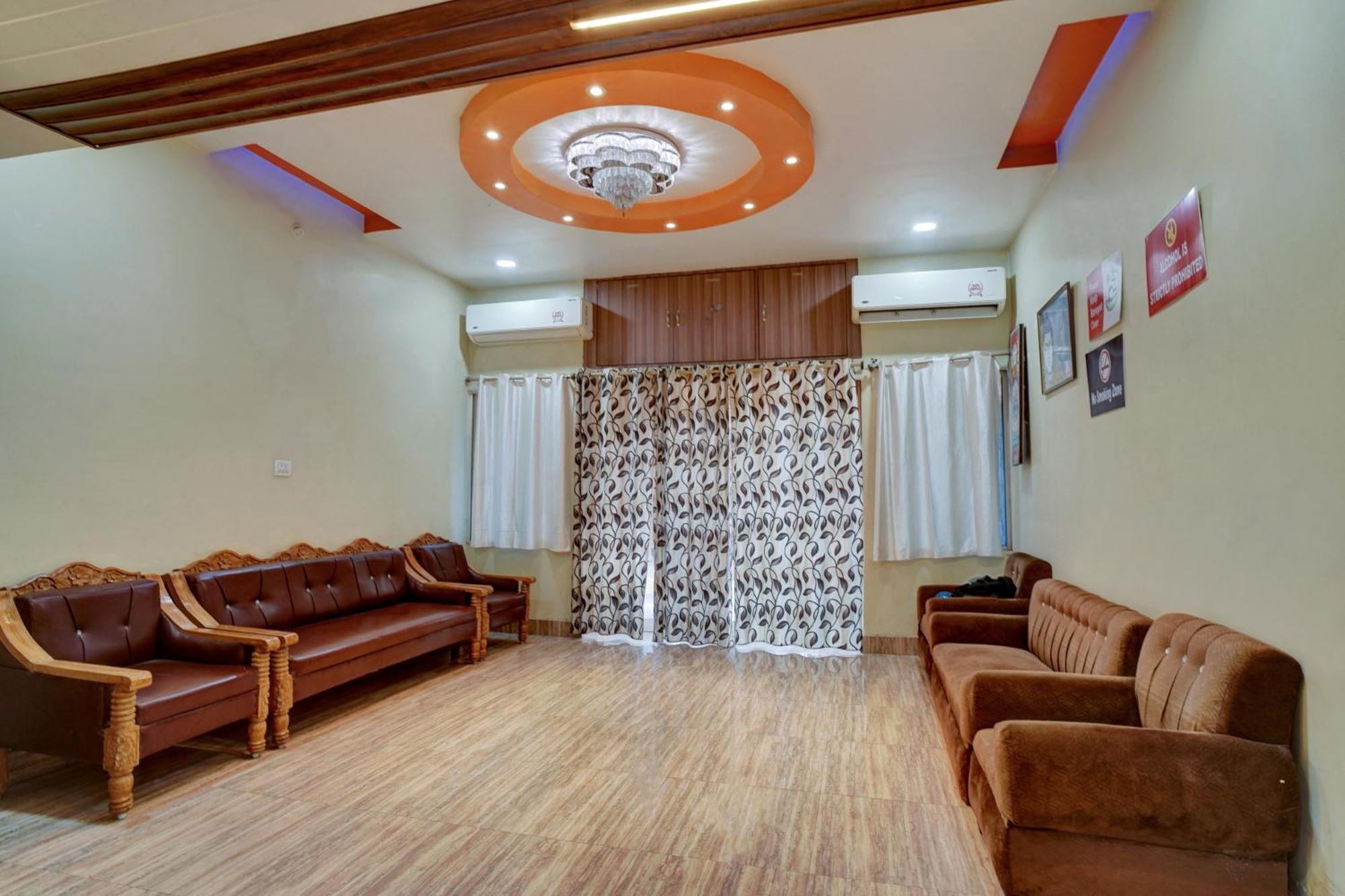 Super Hotel O Om Shriyam Banquet And Heritage Патна Екстериор снимка