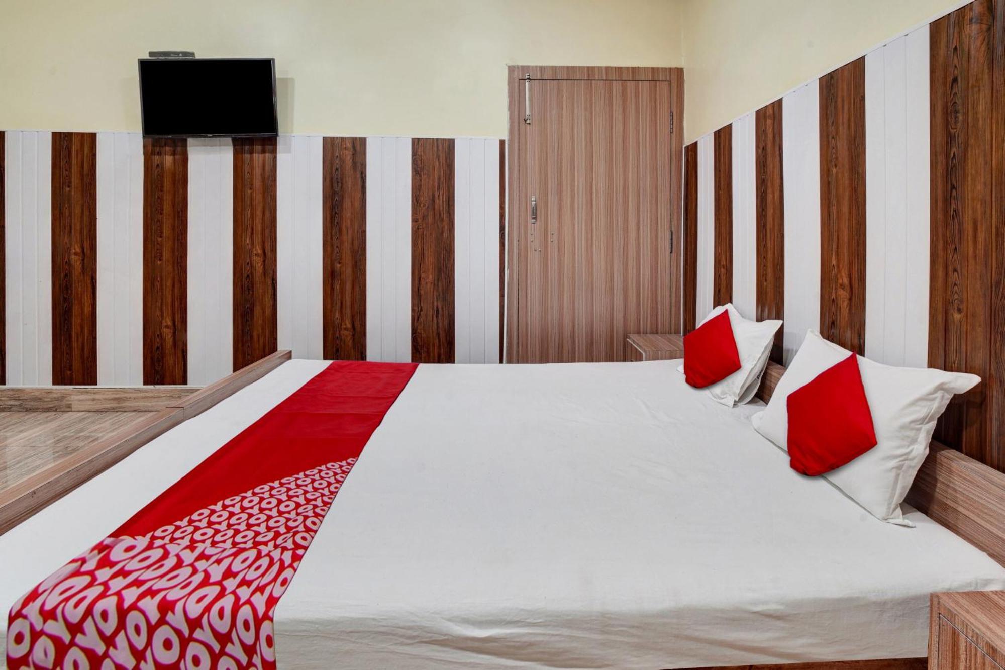 Super Hotel O Om Shriyam Banquet And Heritage Патна Екстериор снимка